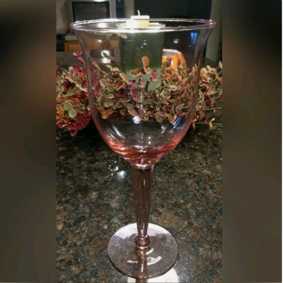 Vintage Other - Vintage-Pink Mouth Blown Wine/Water Goblet Single